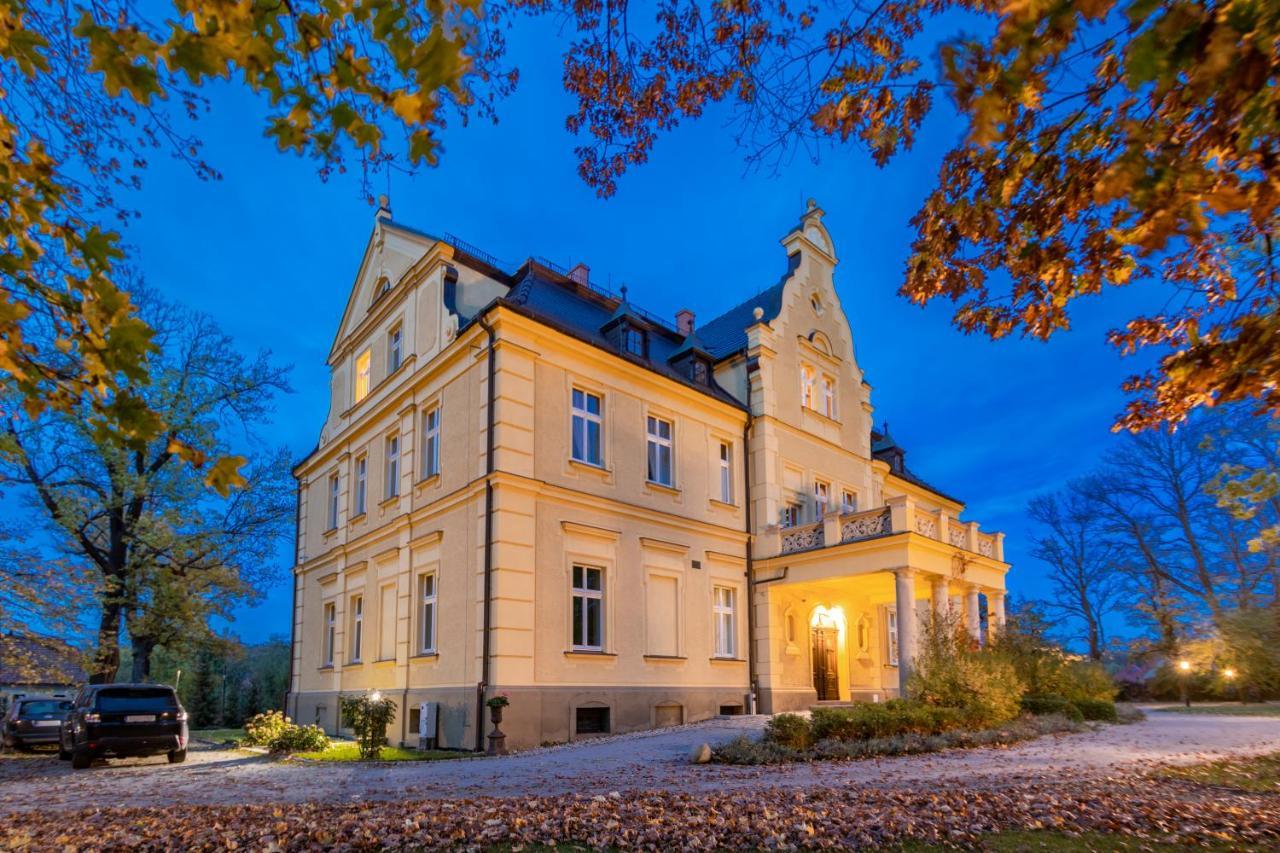 Palac Gruszow Swidnica  Exterior photo